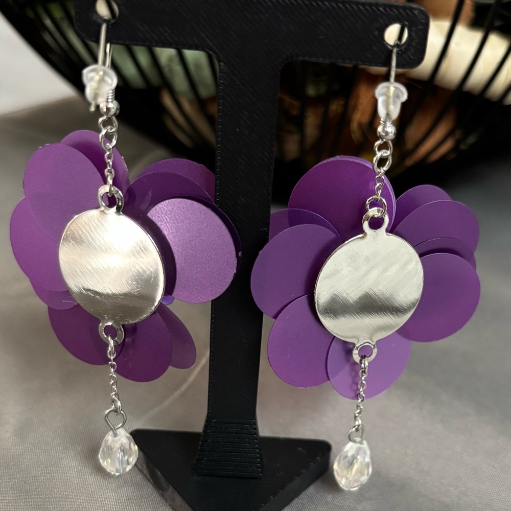 5/$25 (Pick 5 items for $25 Labeled) Purple Floral Sequin Drop Earrings - Picture 2 of 2